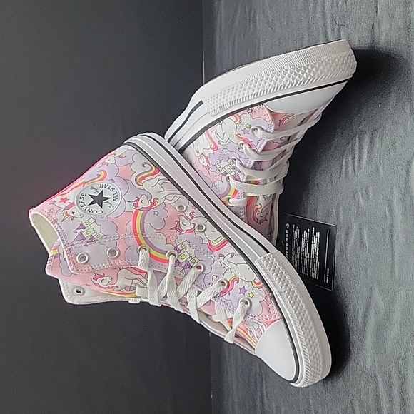 Converse High Top Brand new. - Picture 9 of 12